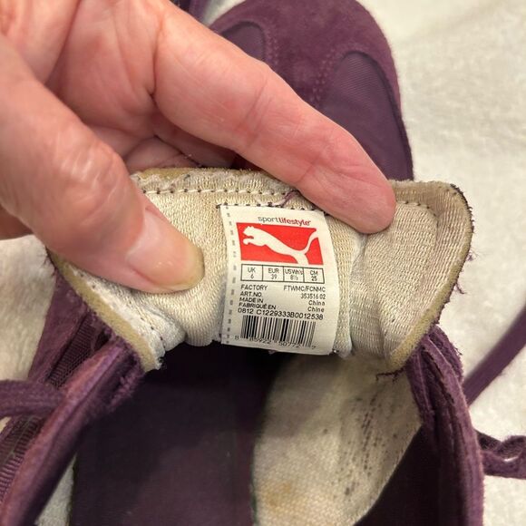 Puma Deep Purple Sneakers size 8.5 - Picture 4 of 7